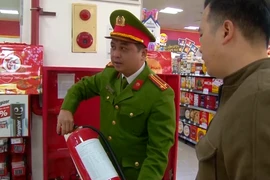 Đảm bảo an toàn PCCC tại các siêu thị, trung tâm thương mại Hà Nội dịp cuối năm 