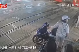 Công an vào cuộc vụ vượt gác chắn hành hung 2 nhân viên đường sắt 