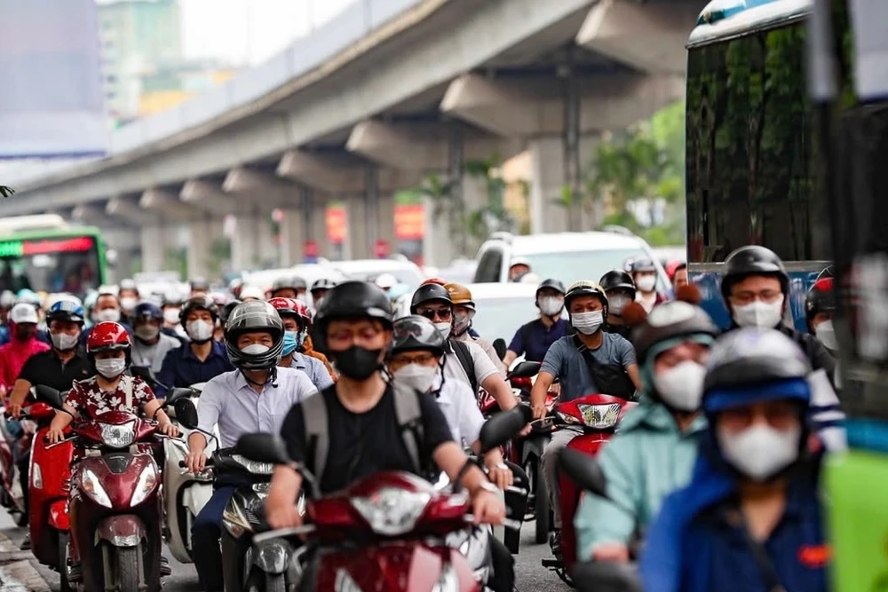 Hà Nội sẽ chuyển đổi xe xăng-xe điện theo lộ trình tự nhiên của chu kỳ thay thế phương tiện