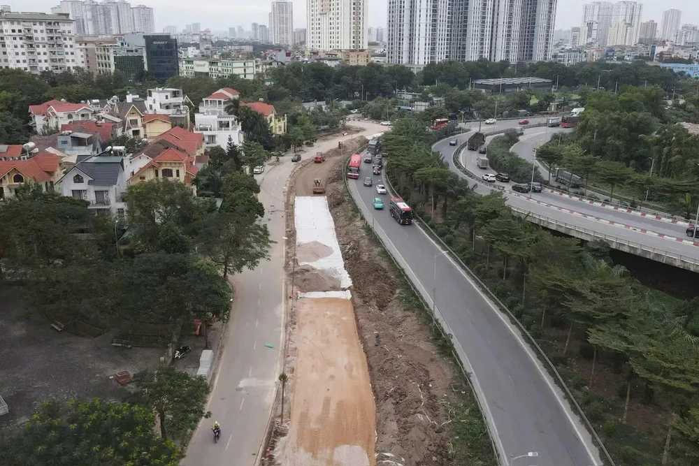 Hà Nội thông thoáng hơn nhờ loạt giải pháp giúp giảm ùn tắc giao thông