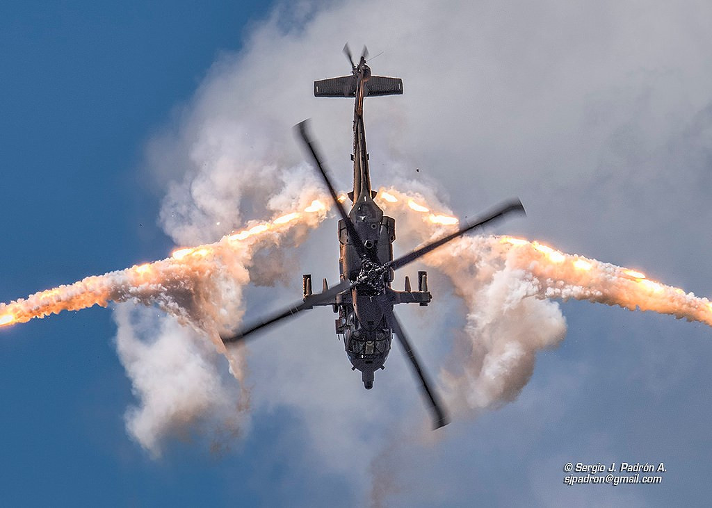 Hiện các phiên bản đời sau của UH-60 vẫn đang được sản xuất theo đơn đặt hàng của quân đội Mỹ cũng như các nước khác. Hiện các phiên bản đời sau của UH-60 vẫn đang được sản xuất theo đơn đặt hàng của quân đội Mỹ cũng như các nước khác.