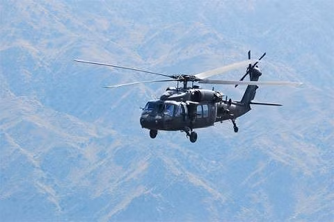 Trong cuộc Chiến tranh Vùng Vịnh năm 1991, UH-60 đã tham gia vào chiến dịch tấn công đường không lớn nhất trong lịch sử Lục quân Hoa Kỳ với hơn 300 chiếc trực thăng tham gia.