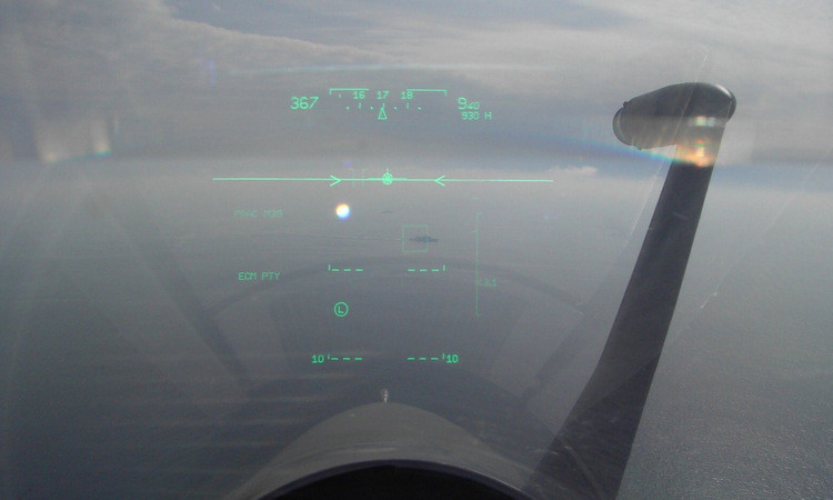 Chiếc Mirage 2000 khóa mục tiêu vào chiến hạm Thổ Nhĩ Kỳ Chiếc Mirage 2000 khóa mục tiêu vào chiến hạm Thổ Nhĩ Kỳ