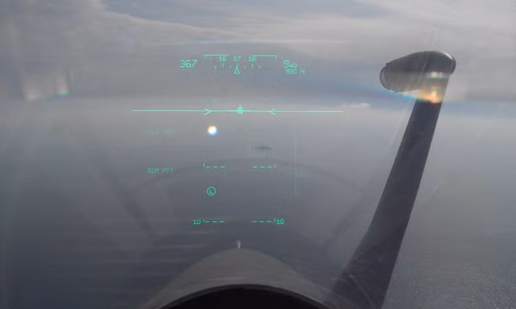 Chiếc Mirage 2000 khóa mục tiêu vào chiến hạm Thổ Nhĩ Kỳ