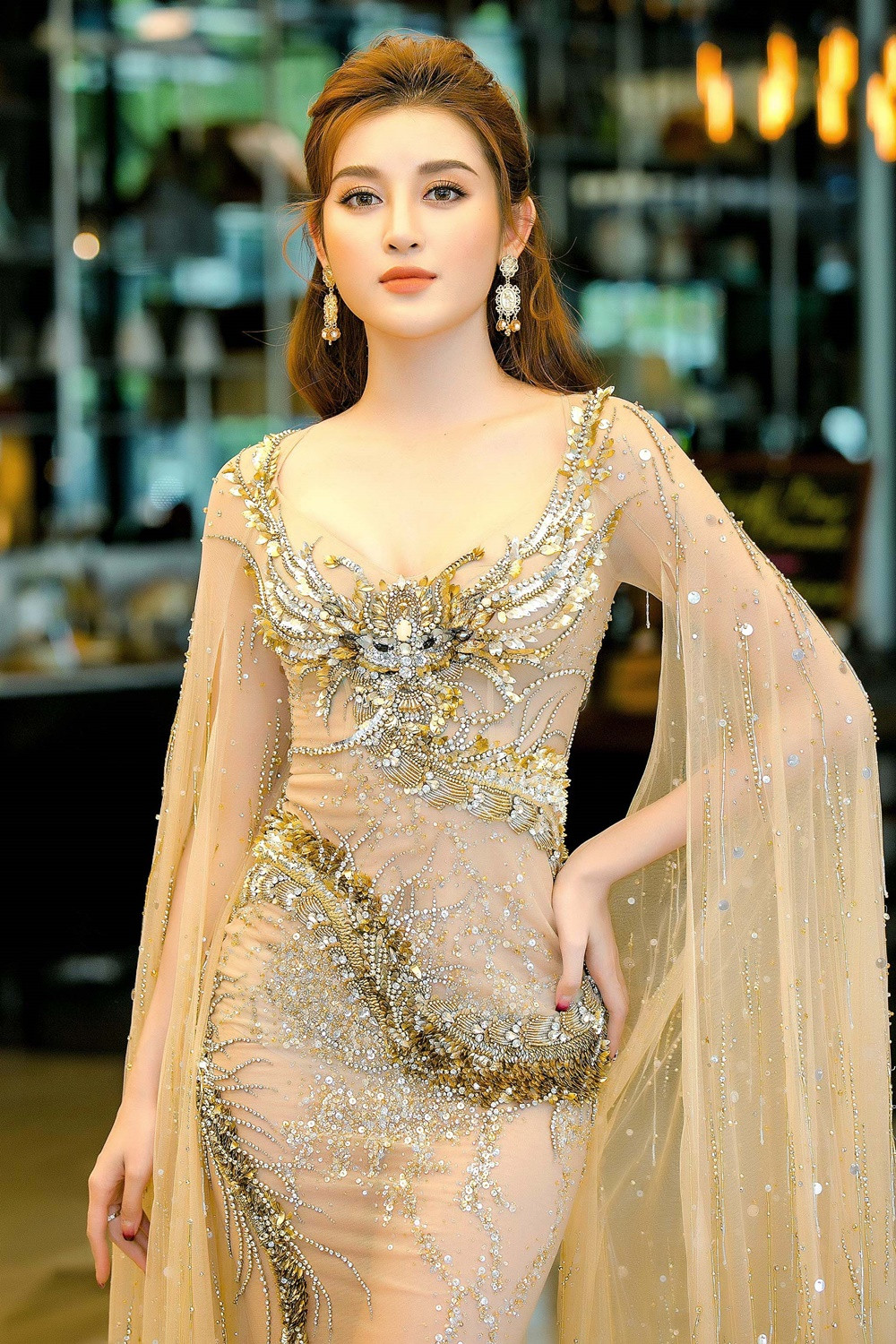 Huyền My "đọ sắc" cùng mỹ nhân "Hoa hậu Thế giới" và "Hoa hậu Hoàn vũ" ảnh 3