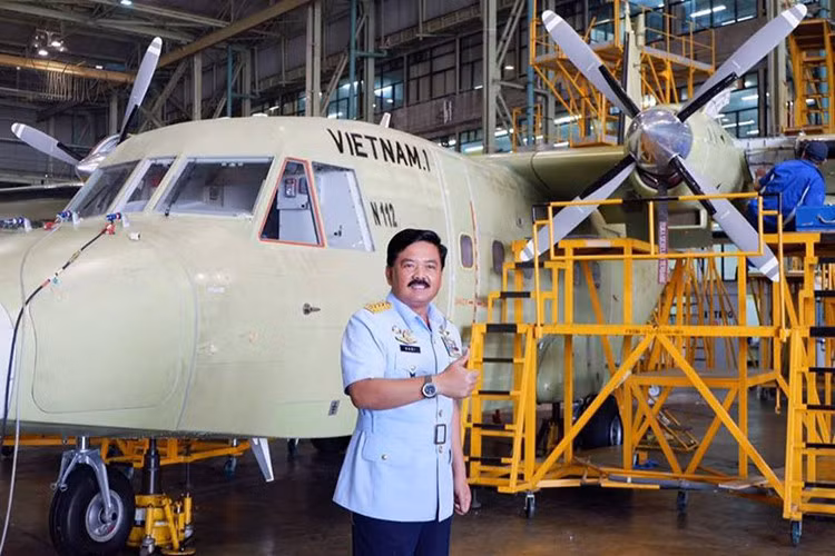 Máy bay Casa-212 của Việt Nam đang được hoàn thiện tại nhà máy Bandung (Indonesia)