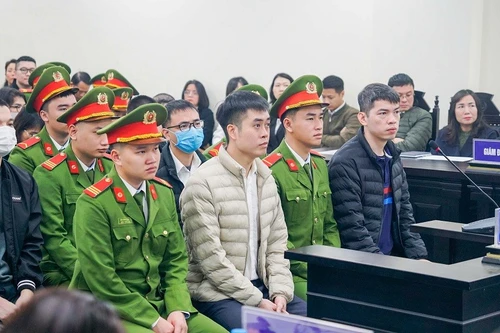 “Ông trùm” sữa giả khai các con và người thân bị cáo cũng uống sáng, chiều 