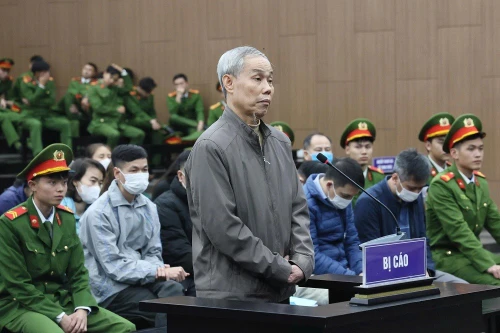 Lời khai đưa tiền cho lãnh đạo của Giám đốc trung tâm thuộc Cục An toàn thực phẩm