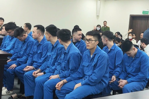 Nhóm đối tượng dàn dựng kịch bản tinh vi chiếm đoạt tiền của hàng trăm người