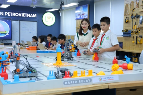 Petrovietnam đồng hành cùng Phú Thọ mở đường cho giáo dục STEM phát triển mạnh mẽ