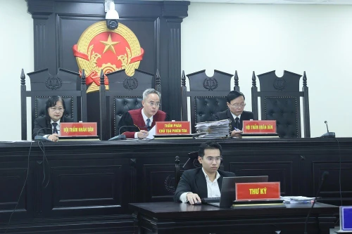 “Bà trùm” đường dây buôn lậu hơn nửa tấn vàng lĩnh án tù