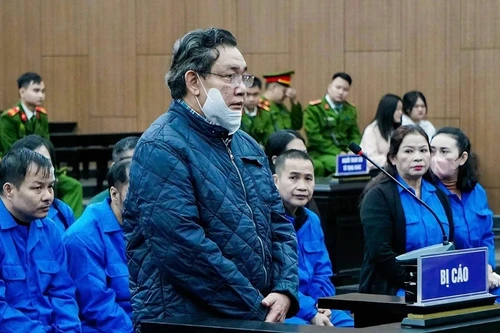 Viện Kiểm sát cung cấp bằng chứng cựu Phó Chánh án nhận tiền hối lộ từ cấp dưới 