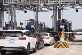 VETC, ePass thu 6.600 đồng/tháng: Chủ xe có bắt buộc phải trả khoản tiền này?