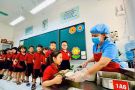 Tin Podcast ngày 22/8/2026: Hà Nội tăng cường kiểm soát an toàn thực phẩm trong trường học
