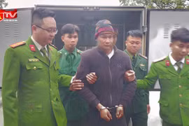 Chân dung đối tượng người nước ngoài vận chuyển hơn 1 tấn hàng cấm để tiêu thụ dịp giáp Tết