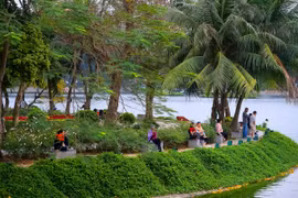 Những không gian xanh ‘giải nhiệt’ cho người dân Thủ đô mùa nắng nóng