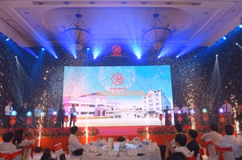 Lễ khai trương trung tâm phân phối dược phẩm Vimedimex và Khánh thành nhà máy sản xuất thuốc tân dược giai đoạn 1 tại khách sạn Daewoo, Hà Nội