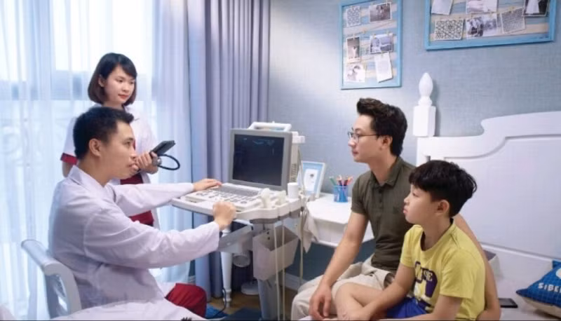 Bác sĩ khám chữa bệnh tại phòng khám đa khoa The Emerald - CT8 Mỹ Đình, Hà Nội