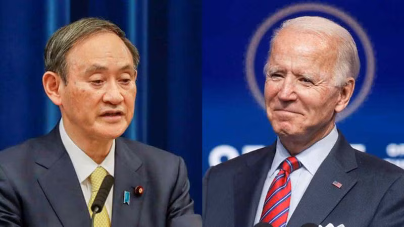 Thủ tướng Nhật Bản Yoshihide Suga (trái) và Tổng thống Mỹ Joe Biden