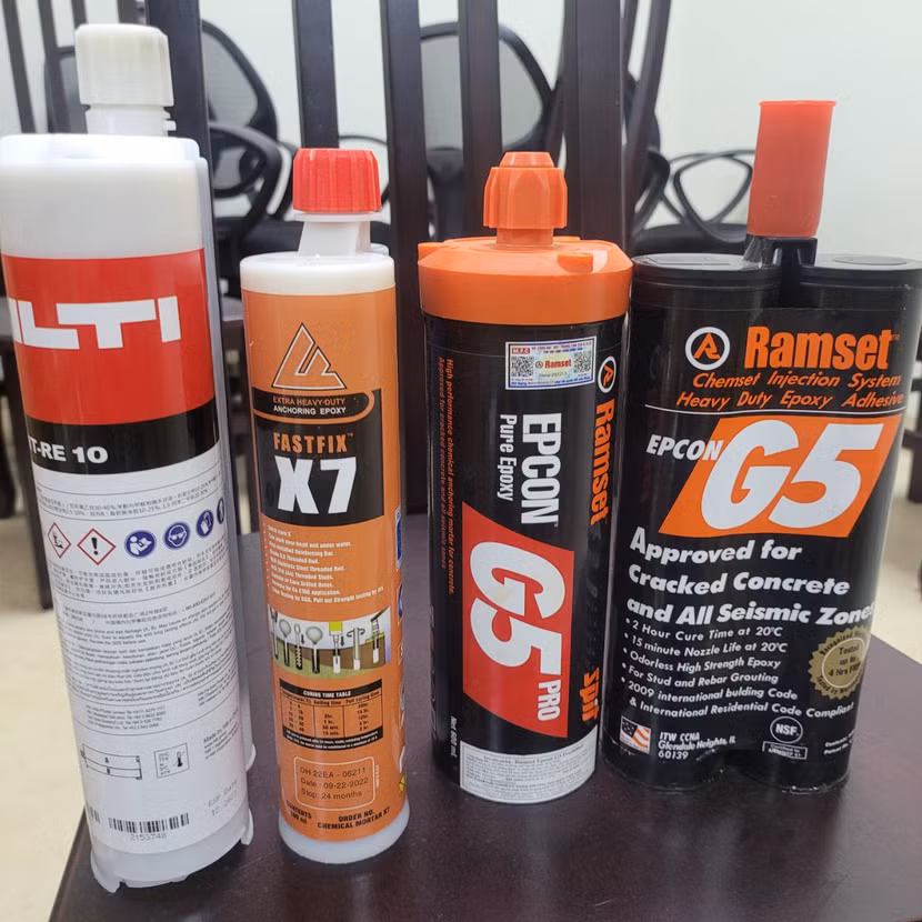 Các sản phẩm giả bị thu giữ Các sản phẩm giả bị thu giữ