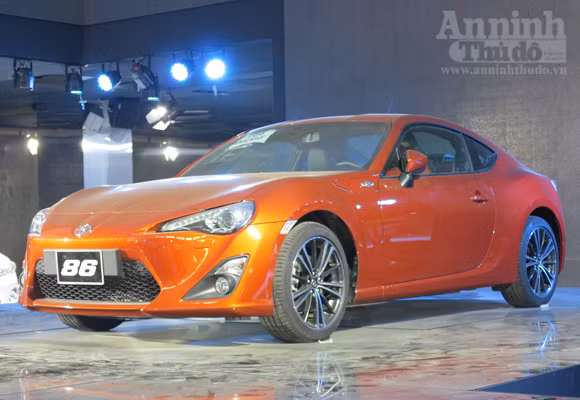 Hé lộ "Át chủ bài" các hãng, tại Vietnam Motor Show 2012 ảnh 7