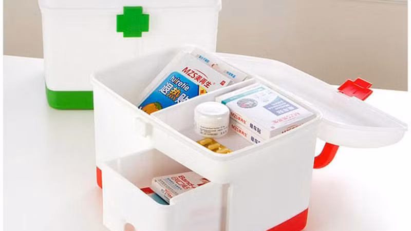 Trang bị những loại thuốc cần thiết cho bản thân, gia đình trong những ngày bão về