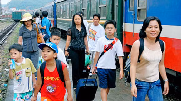 Vì những chuyến tàu ra Bắc vào Nam an toàn, thông suốt ảnh 2