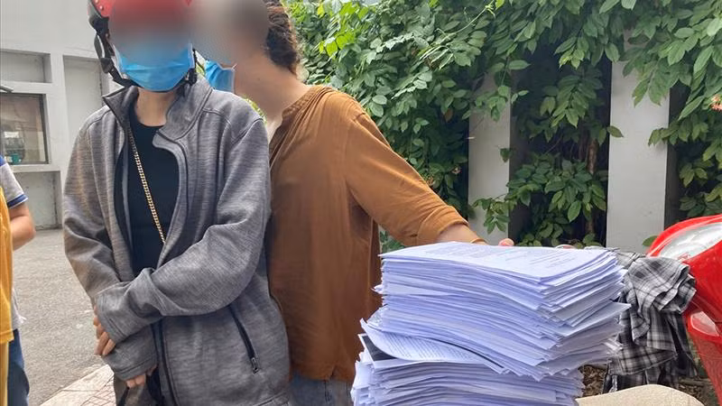 Hàng trăm đơn tố cáo Công ty Coolcat (Ảnh: Báo Lao Động)