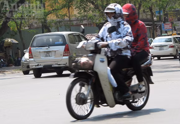 Chùm ảnh: "Nin-ja" trên phố phường Hà Nội ảnh 13
