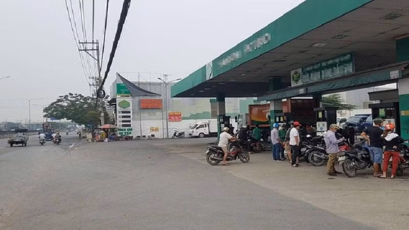Cây xăng xảy ra vụ nổ súng