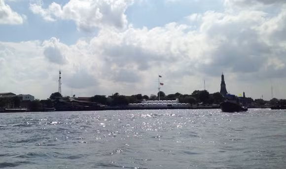 Bangkok, hình ảnh ngày đầu tiên sau cuộc đảo chính ảnh 13