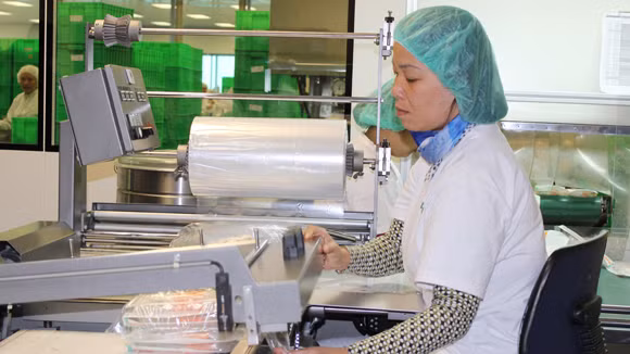 Thủ tướng đối thoại tìm "lối thoát" cho doanh nghiệp ảnh 1
