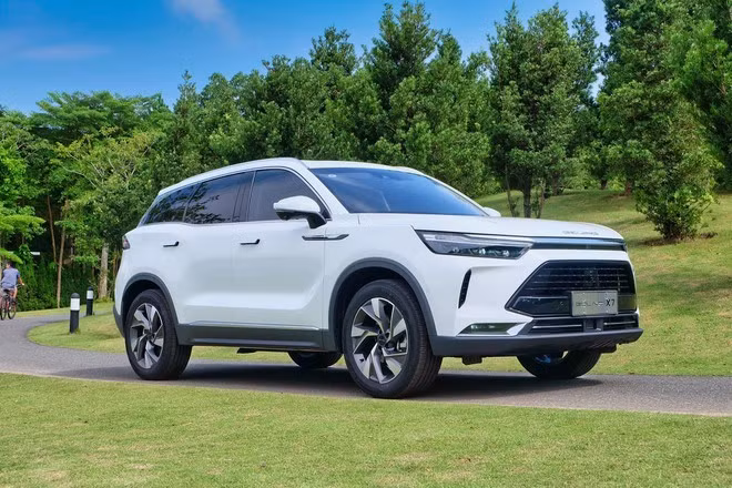 X7 được trang bị đầy đủ các tính năng và công nghệ