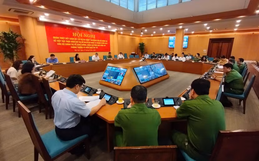 Các đại biểu dự hội nghị tại điểm cầu thành phố Hà Nội Các đại biểu dự hội nghị tại điểm cầu thành phố Hà Nội