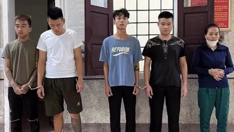 Nhóm nghi can gây ra vụ việc (Ảnh: Công an cung cấp)