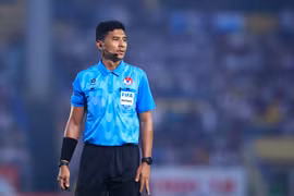 Trọng tài Malaysia bắt trận thư hùng xác định kỷ lục V-League