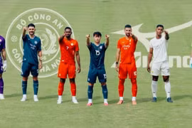 Công an Hà Nội FC ra mắt mẫu áo đấu mới