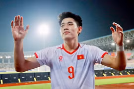 Đình Bắc đón tuổi 22: "Phấn đấu những mục tiêu lớn hơn"