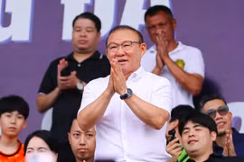 Thêm 'quả ngọt' cho thầy Park trước khi phụng sự đội bóng Thái Lan?