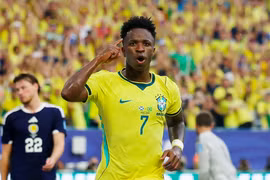 Neymar chào sân, Vinicius chói sáng, Brazil thẳng tiến vào vòng 1/16