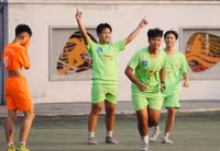 Hình ảnh loạt trận 15h ngày 1-12