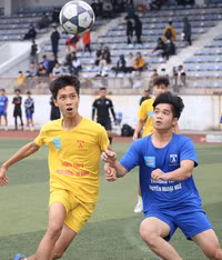 Hình ảnh loạt trận 10h ngày 4-12