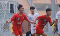 Màn ngược dòng đầy cảm xúc của THPT Phùng Khắc Khoan