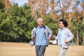 Sống thọ hơn, nhưng liệu người Việt đã sẵn sàng cho tuổi già?