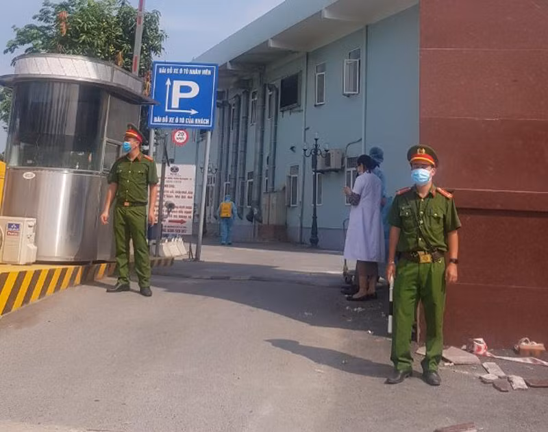 CAH Thanh Trì đảm bảo an toàn chốt trực tại Bệnh viện K - cơ sở Tân Triều