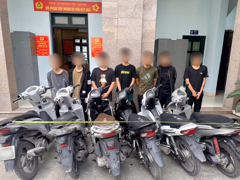 Các đối tượng và tang vật vụ án