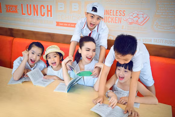 Yến Trang cho học trò cưng “xả trại” trước đêm chung kết đầu tiên ảnh 10