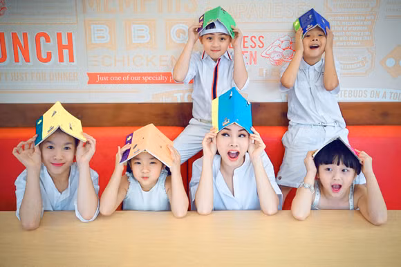 Yến Trang cho học trò cưng “xả trại” trước đêm chung kết đầu tiên ảnh 7
