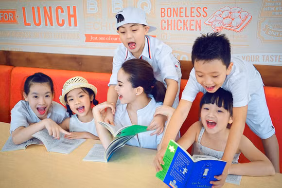 Yến Trang cho học trò cưng “xả trại” trước đêm chung kết đầu tiên ảnh 9