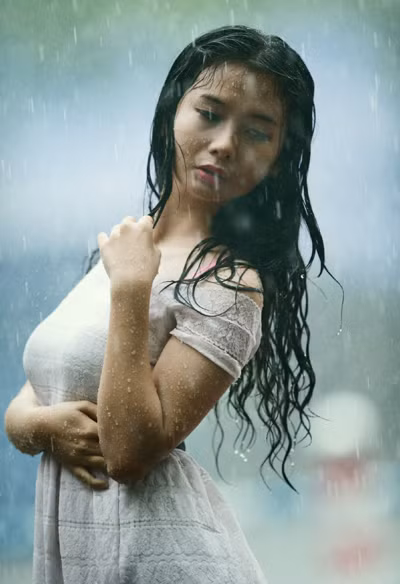 Người mẫu Xuân Thuỳ thánh thiện dưới mưa ảnh 7
